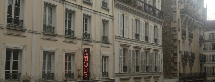 Hotel Opéra St-Georges is one of Locais salvos de Mahmoud.