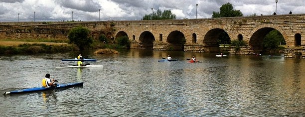 Puente Romano is one of Bere'nin Beğendiği Mekanlar.