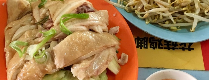龙门星店－正宗海南鸡饭 is one of Beat Food Around Hood.