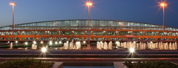 Imam Khomeini International Airport (IKA) | فرودگاه بین‌المللی امام خمینی is one of Lugares favoritos de Ahmet Barış.