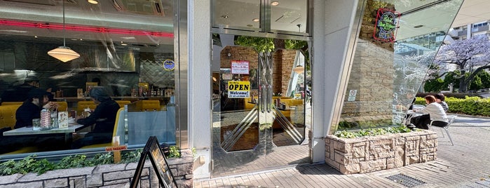 MQQN Cafe is one of Burger Joints in Tokyo.