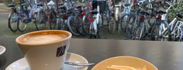 De Koffie Salon is one of AMSTERDAM.