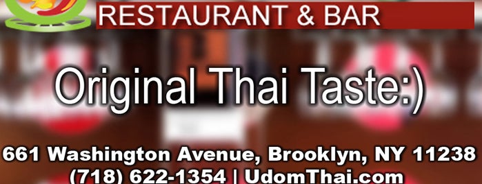 Udom Thai Restaurant & Bar is one of Locais curtidos por Alonso.