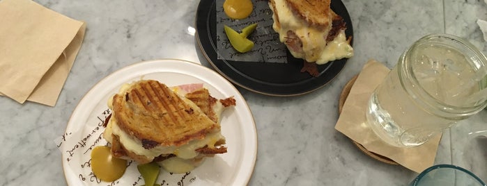 Croque Monsieur by Cantine 크로크무슈 바이 깐띤 is one of 한국4.