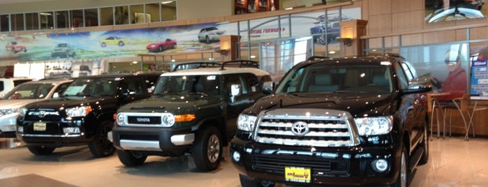 Karl Malone Toyota is one of Lugares favoritos de Gary.