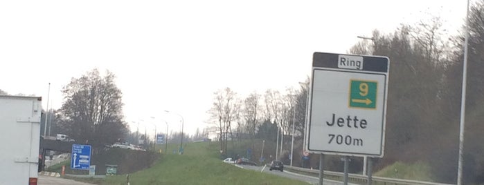 E19 / E40 / R0 - Jette is one of On the road.