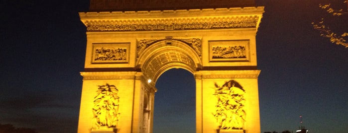Arc de Triomphe de l'Étoile is one of Paris.