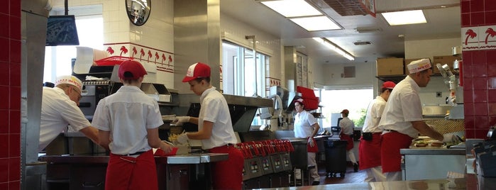 In-N-Out Burger is one of AZ Trip!.
