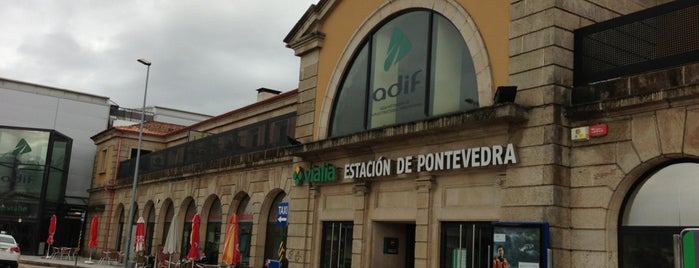 Estación de Tren de Pontevedra | ADIF is one of Estaciones de Tren.