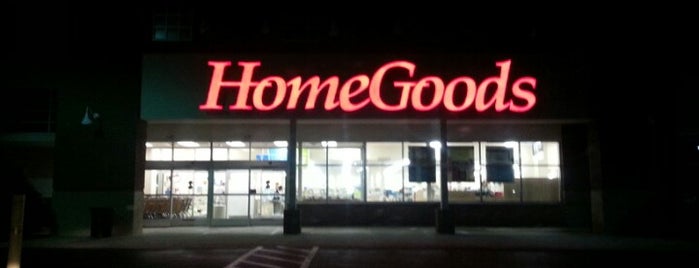 HomeGoods is one of Karenさんのお気に入りスポット.