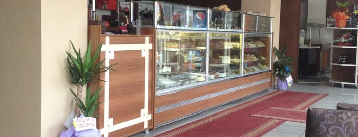 Pasha Cafe is one of Canbel'in Beğendiği Mekanlar.