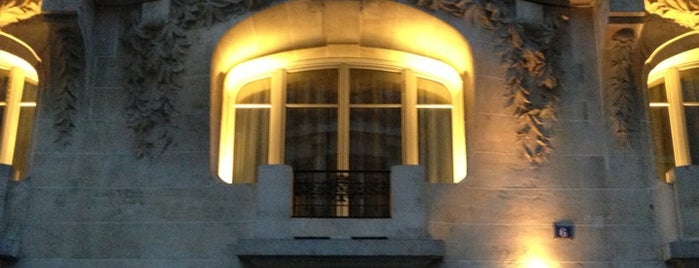 Hôtel Sezz Paris is one of Design Hotels™.