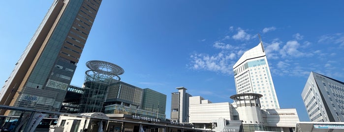 Sunport Takamatsu is one of Naoshima.