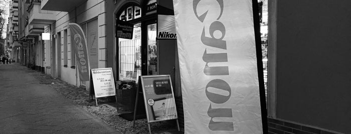 Foto-Video-Drogerie Hess is one of Camera Shops In BERLIN.