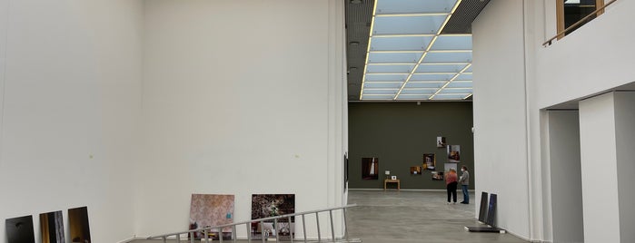 Kunstmuseum Bochum is one of Locais curtidos por Nadio.