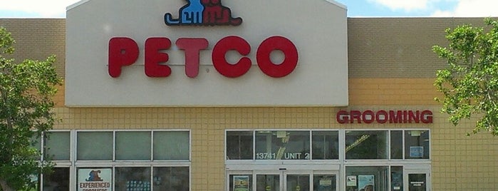 Petco is one of Brynnさんのお気に入りスポット.