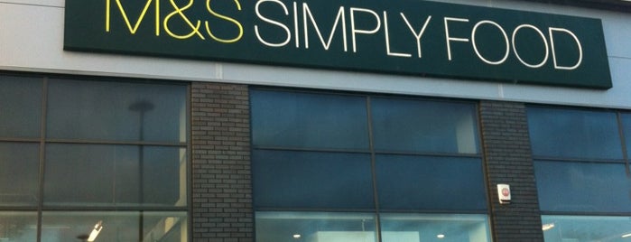 M&S Simply Food is one of สถานที่ที่ Mia ถูกใจ.