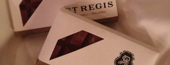 The St. Regis Mardavall Mallorca Resort is one of Hotels Int.