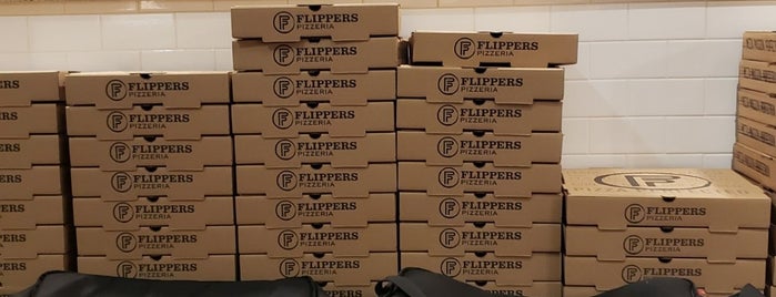 Flippers Pizzeria is one of Orlando.