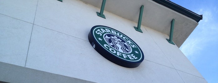 Starbucks is one of Orte, die Guy gefallen.