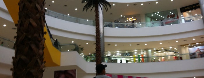 Galerías Guadalajara is one of Centros Comerciales Guadalajara.