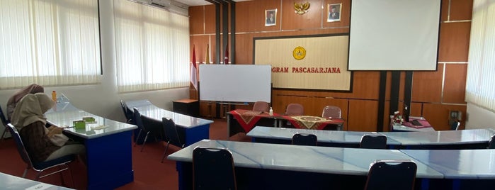 Universitas Jenderal Soedirman (Unsoed) is one of Place must visit in Purwokerto.