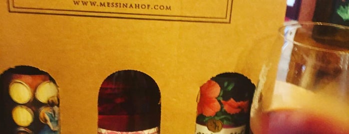 Messina Hof Grapevine Winery is one of Scott'un Beğendiği Mekanlar.