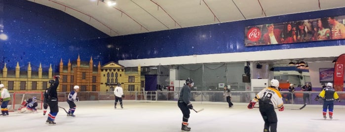 Sub-Zero Ice Skate Club is one of Bangkok.