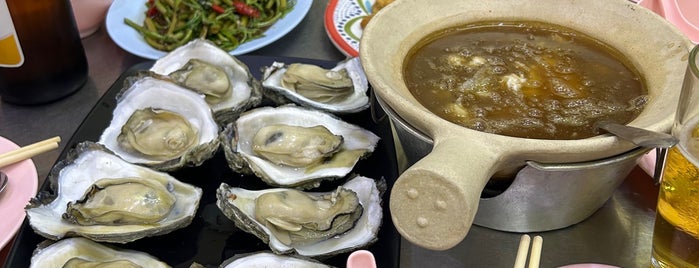 興利魚翅燕窩 is one of foodie.