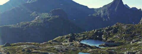 Munkebu is one of Lofoten Islands.