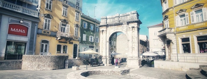 Giardini is one of Pula.