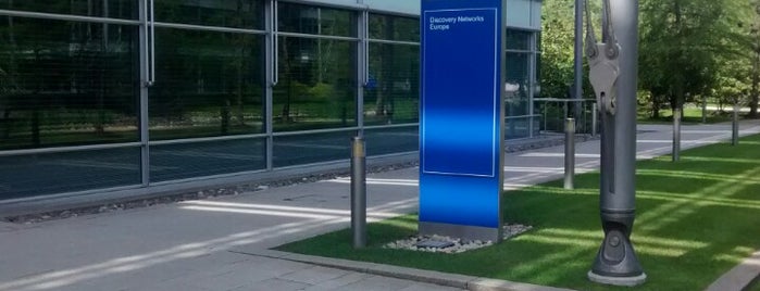 Discovery Channel Europe HQ is one of Tempat yang Disukai Grant.