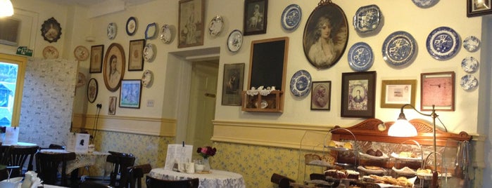 Clarinda's Tea Room is one of My favourite places!!.