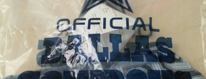 Dallas Cowboys Pro Shop - Lakeline Mall is one of Been to.