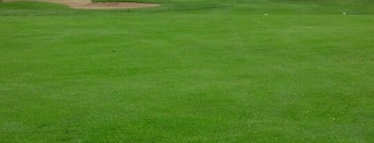 Highland Woods Golf is one of Locais curtidos por Wesley.