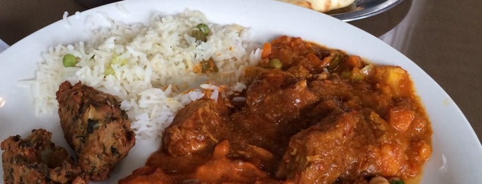 Curry Kitchen is one of Lieux qui ont plu à Jen.