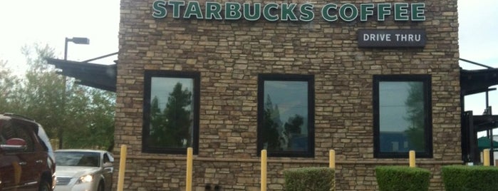 Starbucks is one of Orte, die Marshie gefallen.