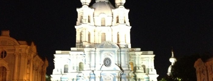Smolny Cathedral is one of Культурно отдохнуть в культурной столице.