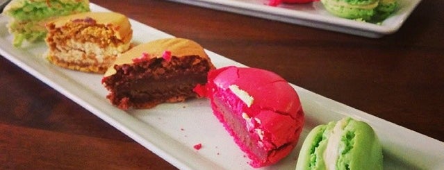 Cocoa Patisserie is one of Locais curtidos por Stacey.