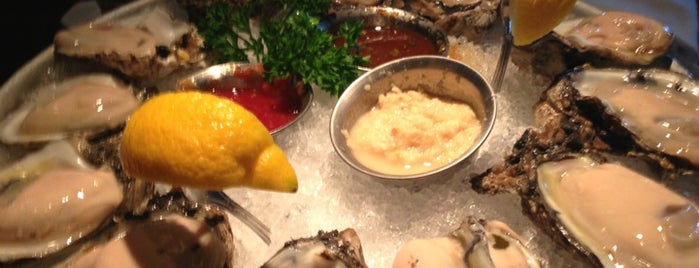 Pappadeaux Seafood Kitchen is one of Garyさんのお気に入りスポット.