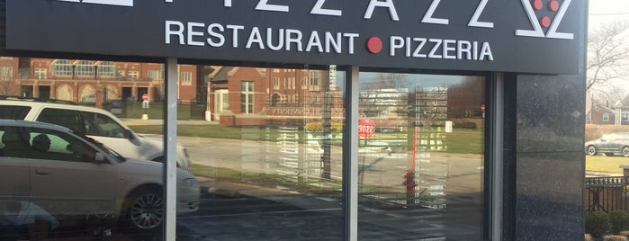 Pizzazz on the Circle is one of Tempat yang Disukai Dan.