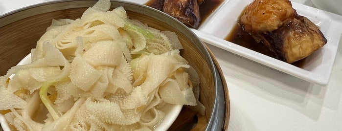 Sun Sui Wah Seafood Restaurant 新瑞華海鮮酒家 is one of Vancouver Wish List.