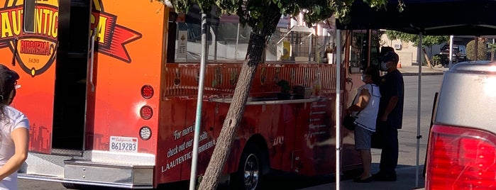 L.A Autentica Food Truck is one of The valley.