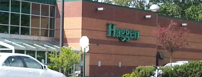 Haggen is one of สถานที่ที่ BRiTTaNY 👻 ถูกใจ.