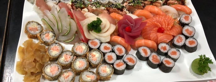 Sushi San is one of Restaurantes Japoneses Brasília.