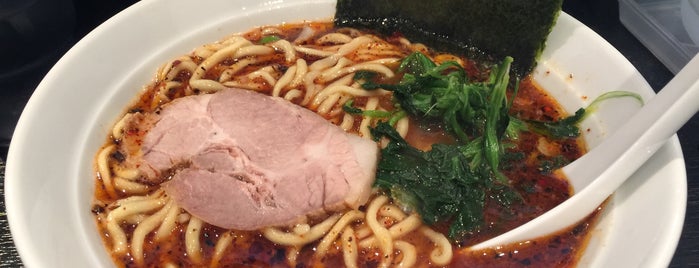 横浜家系ラーメン 八七三家 新橋店 is one of ラーメン(東京都内周辺）.