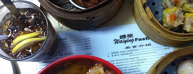 Wai Ying Fastfood (嶸嶸小食館) is one of Binondo Food Hits.