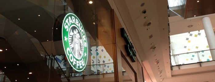Starbucks is one of Ricardo : понравившиеся места.
