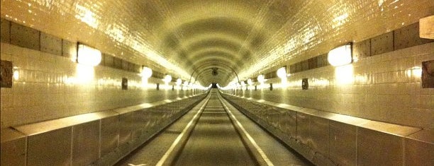 Alter Elbtunnel is one of To-visit in Hamburg.