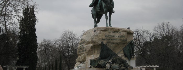 Monumento al General Martînez Campos is one of Ruta Colorea Madrid para conocer el Retiro.